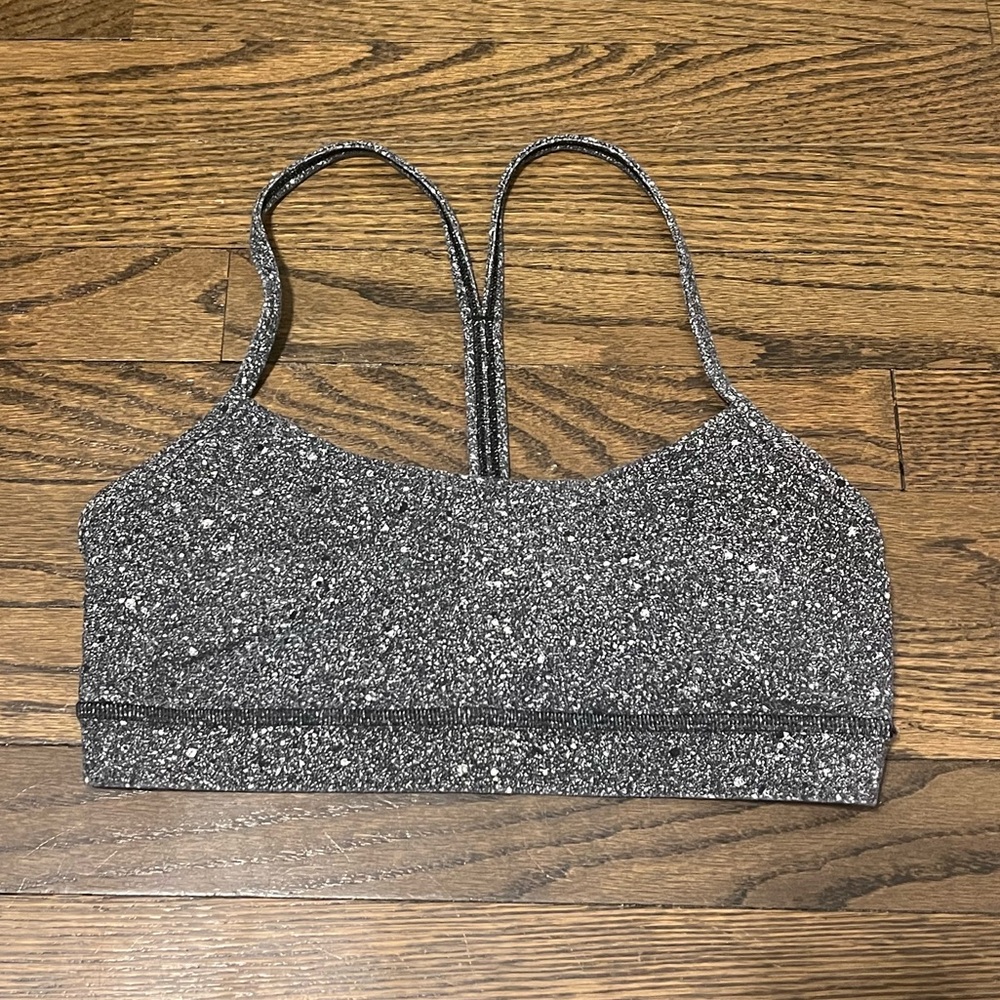 Gray Flow Y Lulu Lemon Sports Bra